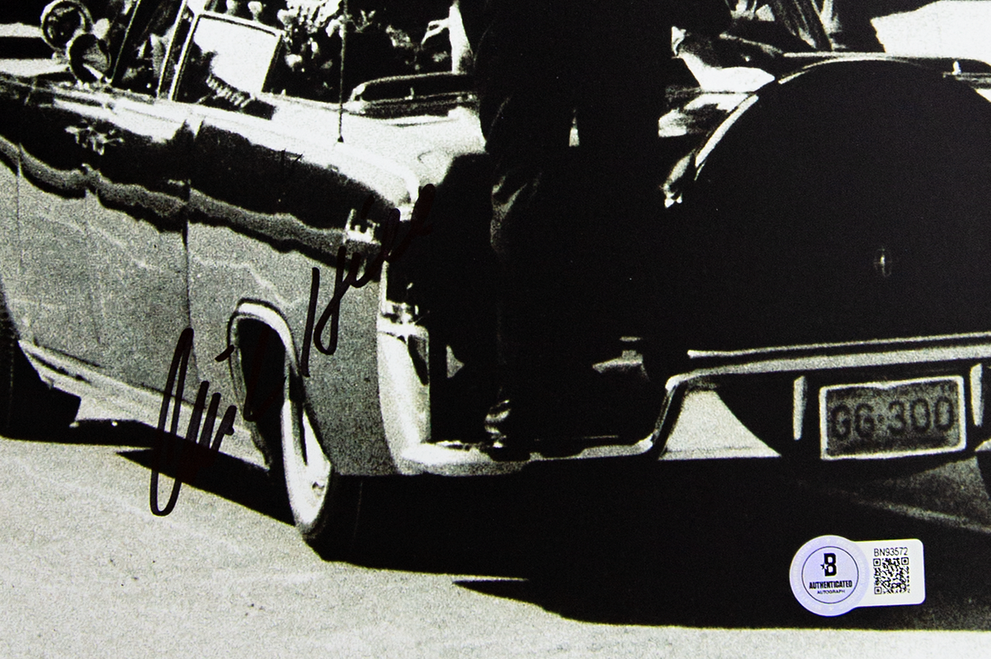 Clint Hill Autographed JFK Secret Service 8x10 Photo