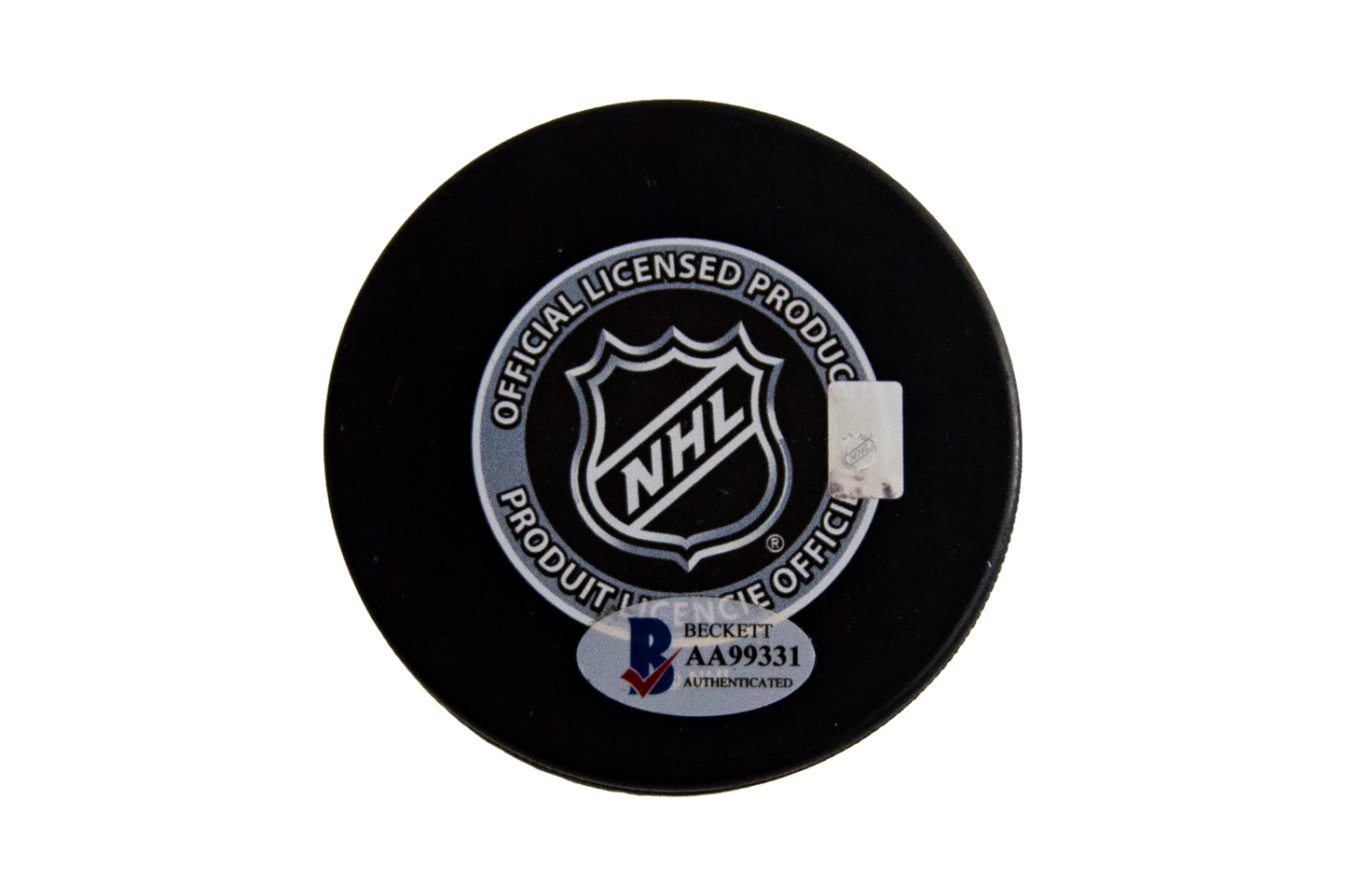Bobby Hull Autographed Chicago Blackhawks Hockey Puck