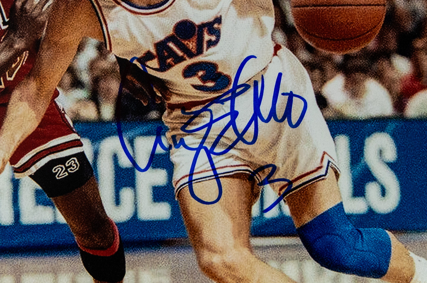 Craig Ehlo Autographed 8x10 Cleveland Cavaliers photo