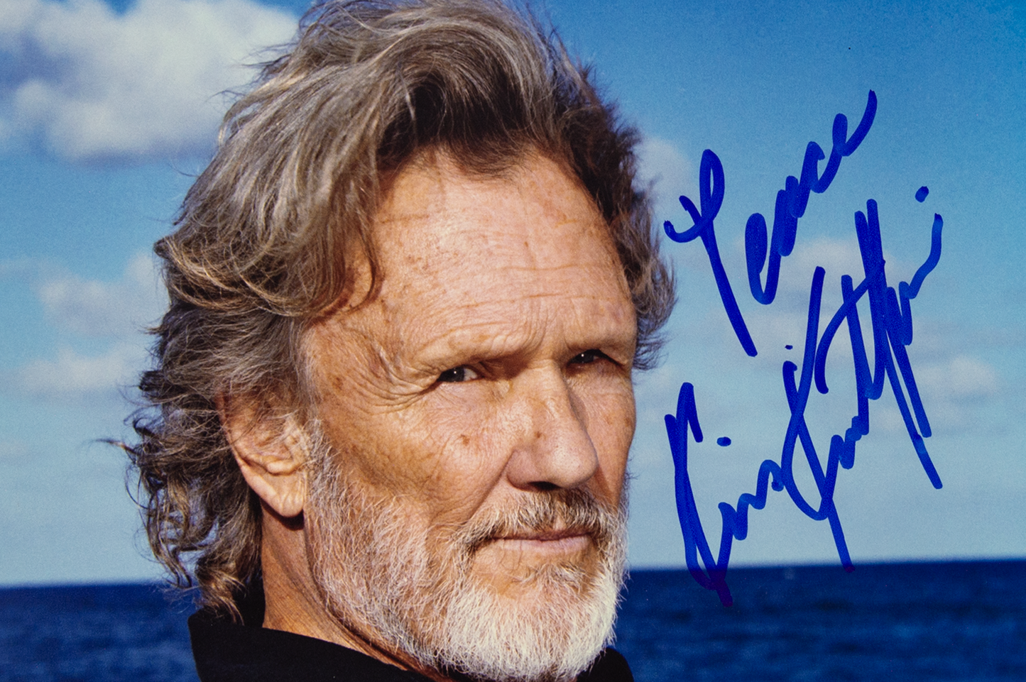 Kris Kristofferson Autographed 8x10 Photo (Peace)