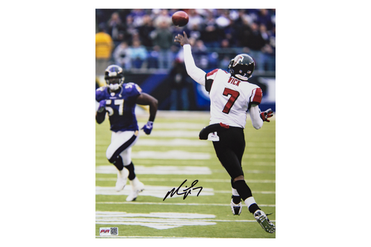 Michael Vick Autographed 11x14 Atlanta Falcons Photo