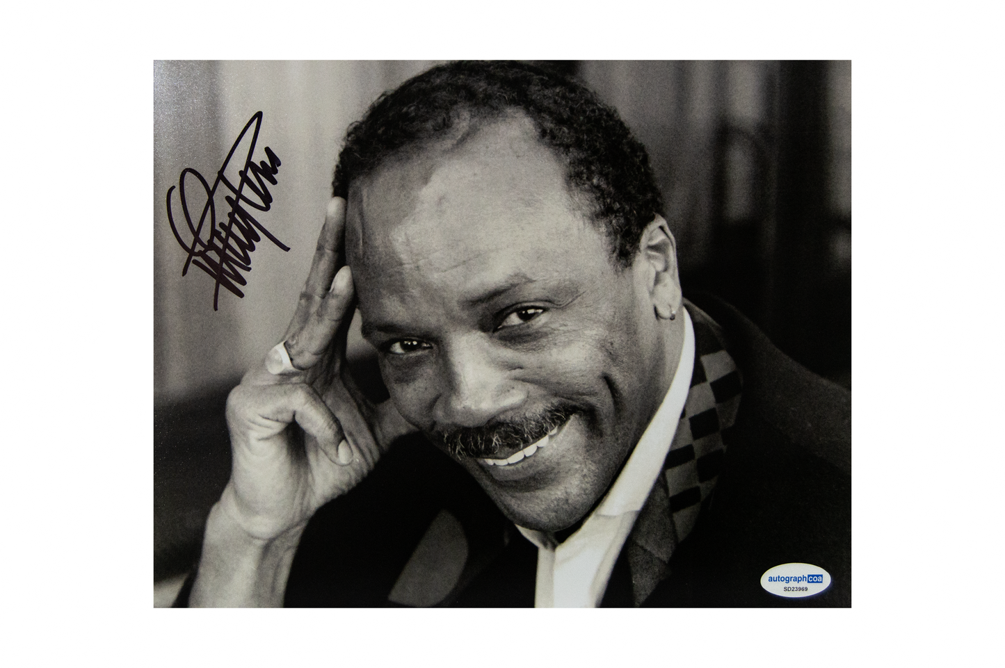 Quincy Jones Autographed 8x10 Photo