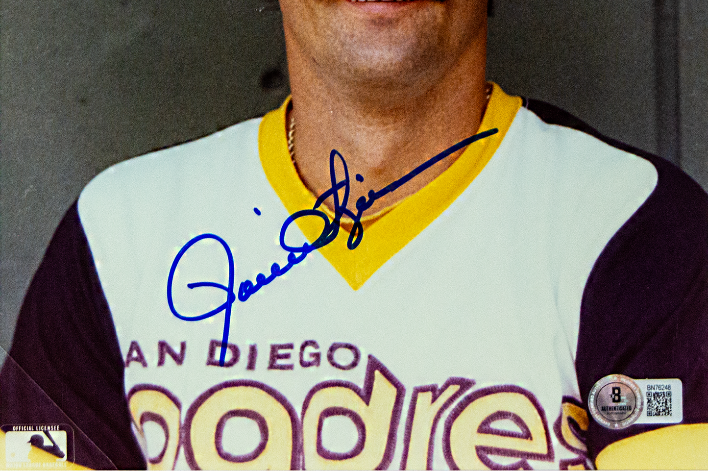 Rollie Fingers Autographed 8x10 San Diego Padres Photo